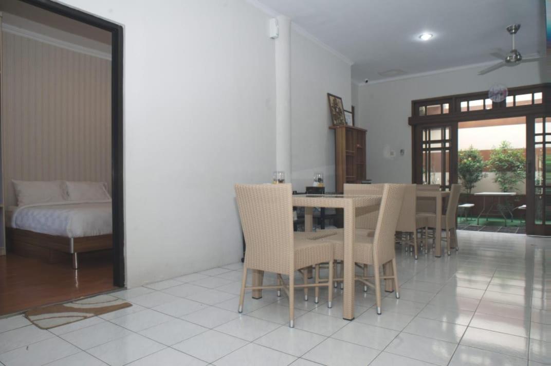 Omah Sastro 2 Hotel Yogyakarta Eksteriør billede